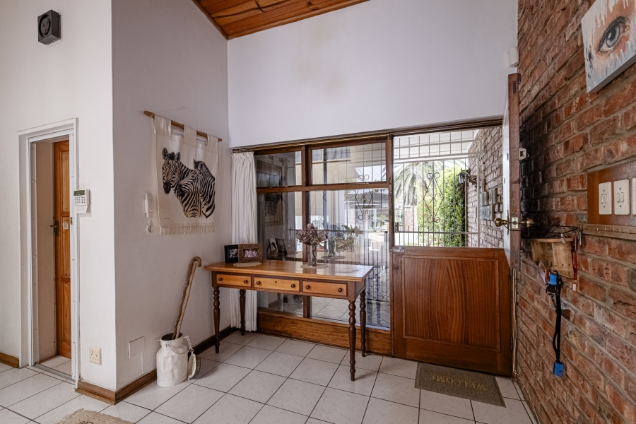 4 Bedroom Property for Sale in Summerstrand Eastern Cape